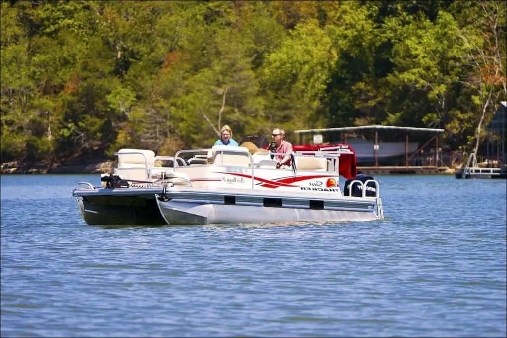 what-does-the-inside-of-the-pontoon-boat-looks-like