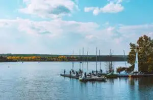 The Top 6 Best Places To Go Kayaking in Calgary - Glenmore Reservoir